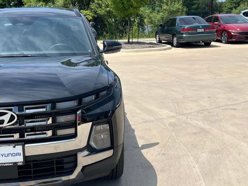 New 2025 Hyundai Santa Cruz Limited image 3