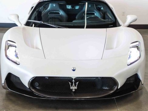 Used 2022 Maserati MC20 Coupe RWD image 6