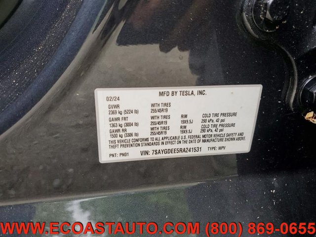 Used 2024 Tesla Model Y Long Range AWD/4WD image 12