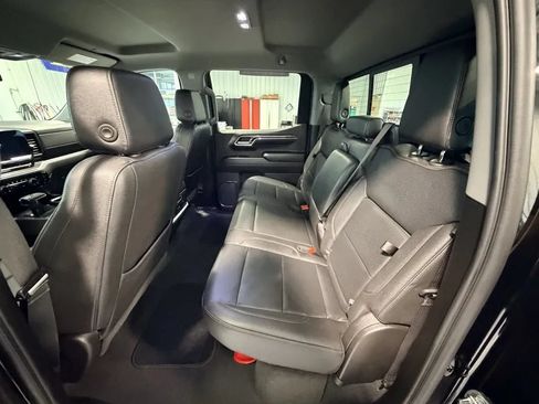 Used 2024 Chevrolet Silverado 1500 LTZ AWD/4WD image 16
