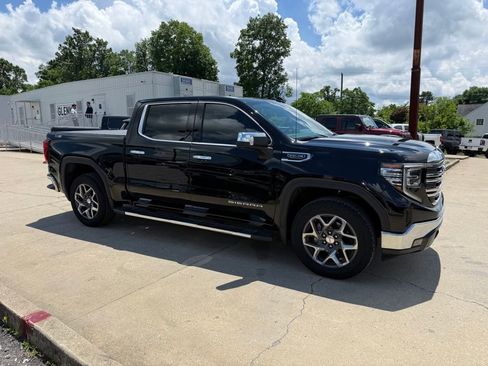 Used 2023 GMC Sierra 1500 SLT w/ SLT Convenience Package AWD/4WD image 5
