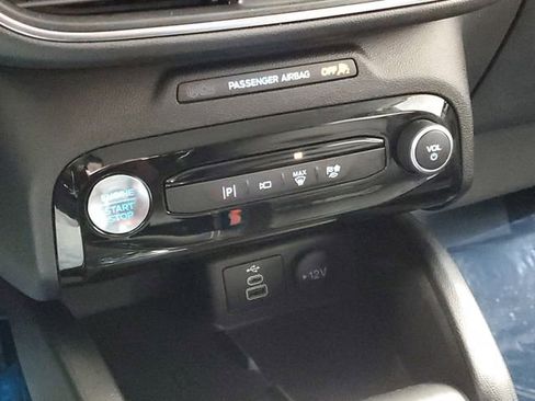 Used 2024 Ford Escape Platinum image 23