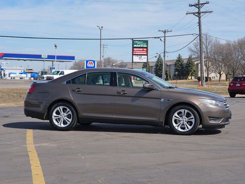 Used 2015 Ford Taurus SEL w/ Equipment Group 201A image 2