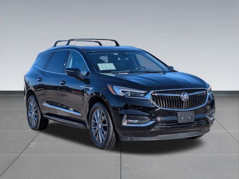Used 2020 Buick Enclave Essence w/ Sound and Sites Package AWD/4WD image 8