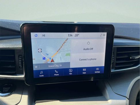 Used 2022 Ford Explorer XLT w/ Equipment Group 202A image 42