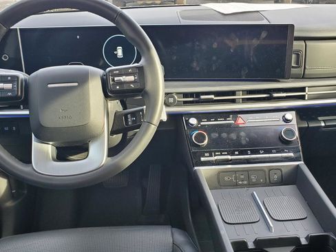 Used 2024 Hyundai Santa Fe Limited image 7