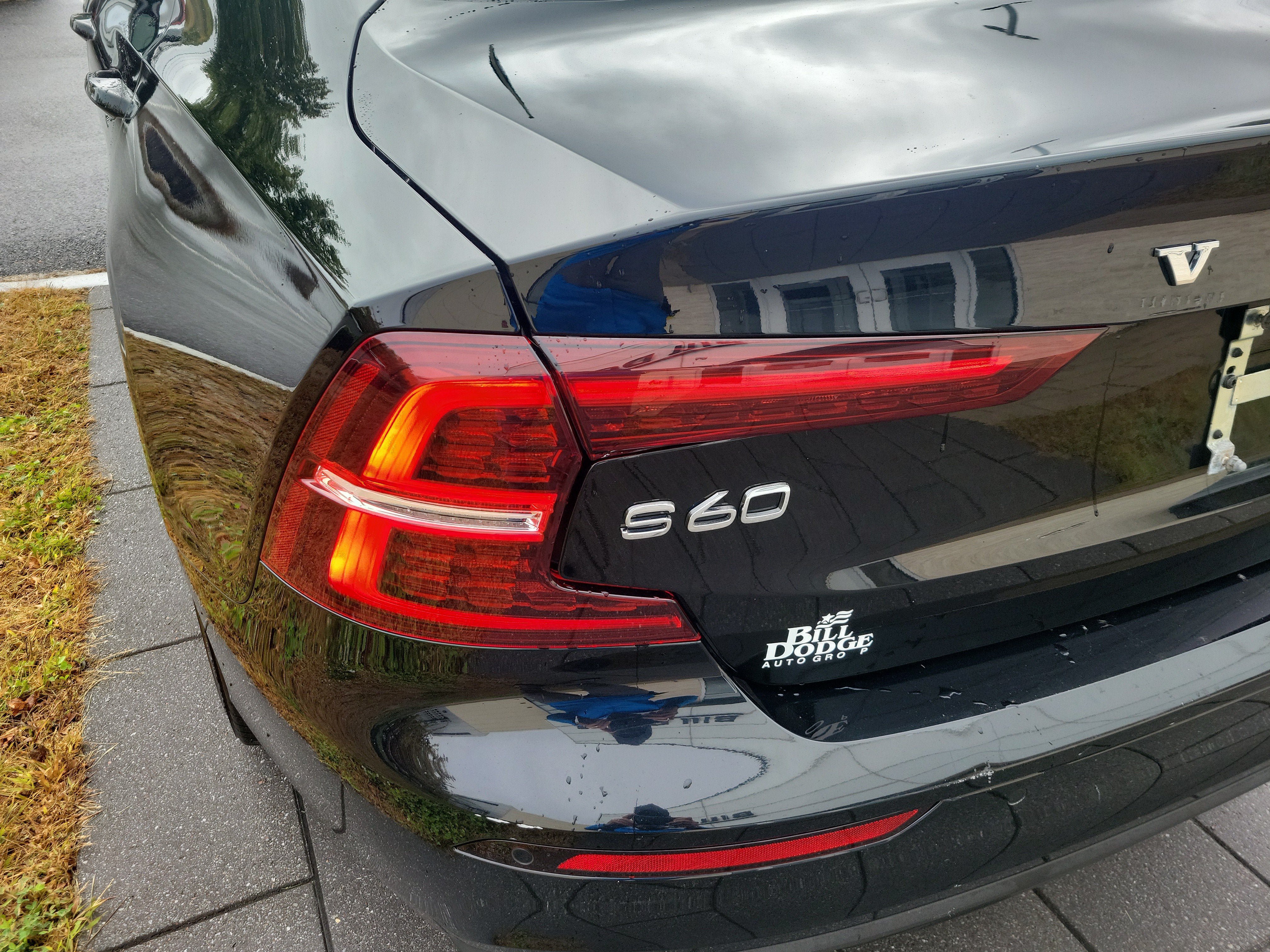 Used 2021 Volvo S60 T5 Momentum w/ Premium Package FWD image 15