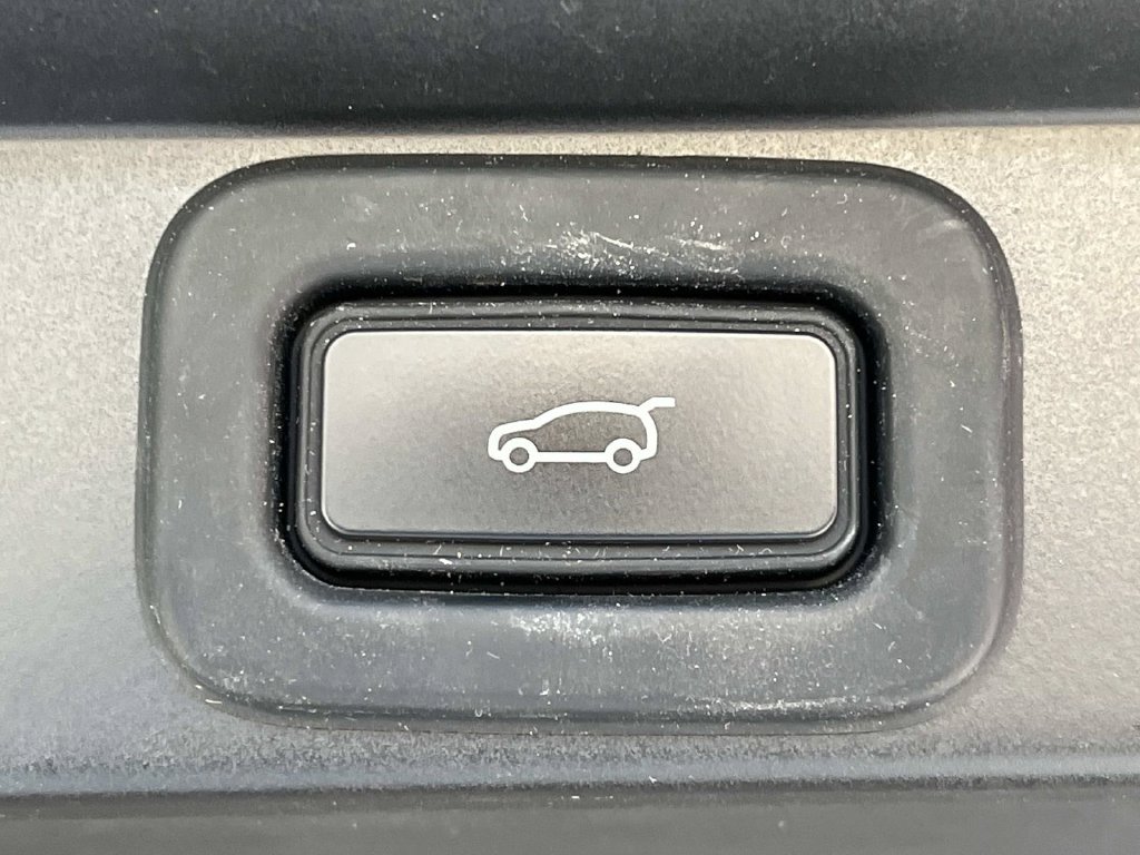 Certified 2023 Land Rover Range Rover SE AWD/4WD image 27