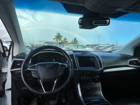 Used 2020 Ford Edge SEL FWD image 33