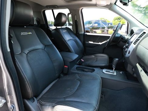 Used 2021 Nissan Frontier PRO-4X w/ Pro-4x Utility Package AWD/4WD image 30