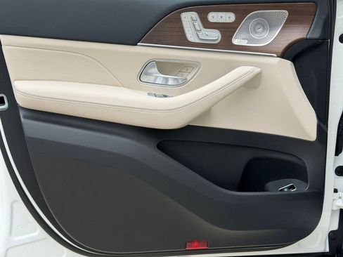 New 2026 Mercedes-Benz GLS 450 GLS 450 image 14