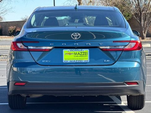 Used 2025 Toyota Camry LE image 12