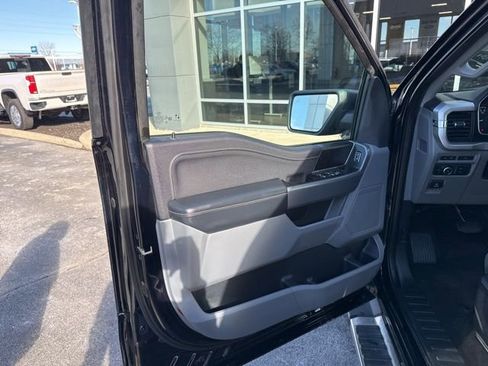 Certified 2022 Ford F150 XLT w/ Equipment Group 302A High image 18