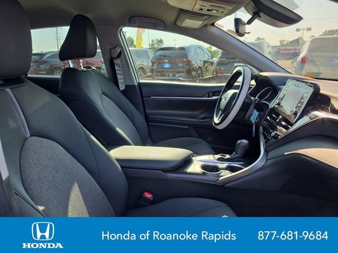 Used 2023 Toyota Camry LE FWD image 13