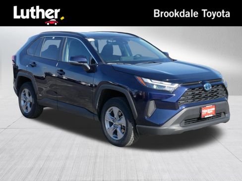 Certified 2024 Toyota RAV4 XLE image 1