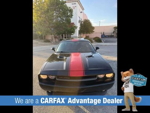 Used 2014 Dodge Challenger SXT RWD image 13