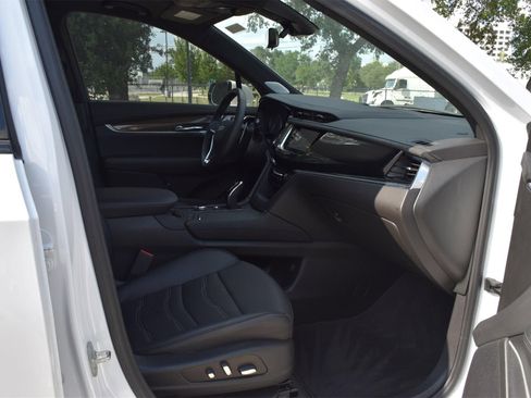 New 2025 Cadillac XT6 Sport w/ Platinum Package AWD/4WD image 28