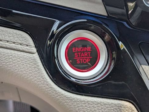 Certified 2023 Honda Odyssey Touring image 24