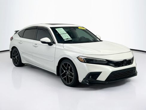 Used 2023 Honda Civic Sport Touring image 3