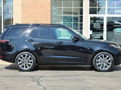Certified 2024 Land Rover Discovery Dynamic SE AWD/4WD image 6
