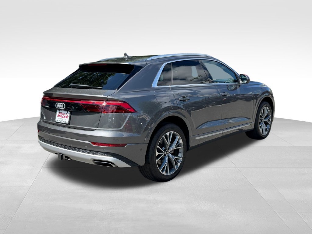 Certified 2025 Audi Q8 Premium w/ Convenience Package AWD/4WD image 9