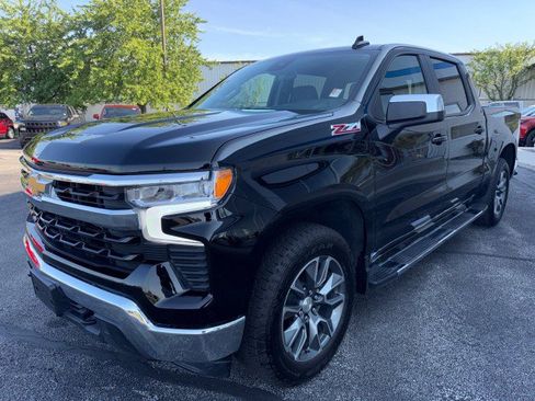 Used 2025 Chevrolet Silverado 1500 LT AWD/4WD image 8