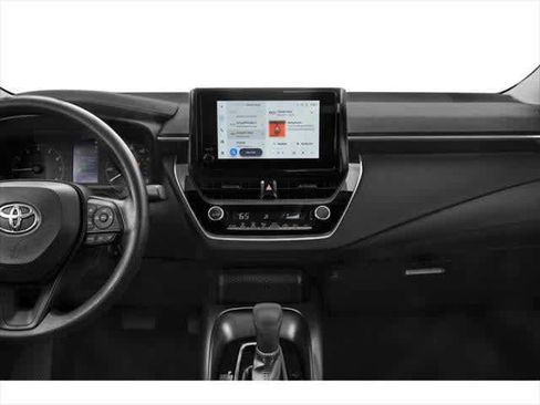 Used 2024 Toyota Corolla LE FWD image 7
