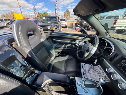 Used 2004 Chevrolet SSR w/ Preferred Equipment Group image 24