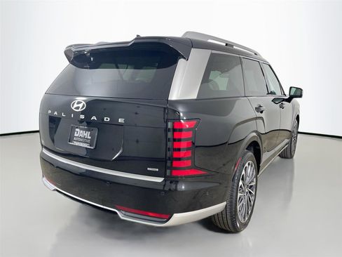 Used 2026 Hyundai Palisade Calligraphy AWD/4WD image 13