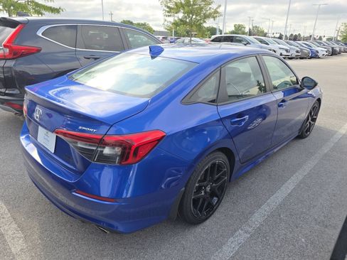 Used 2024 Honda Civic Sport image 6