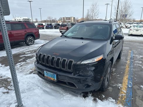 Used 2016 Jeep Cherokee 75th Anniversary image 2