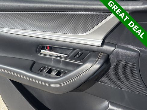 Used 2024 MAZDA CX-90 3.3 Turbo w/ Preferred Plus image 29