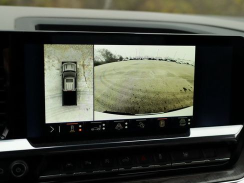 Used 2024 Chevrolet Silverado 1500 LTZ image 16