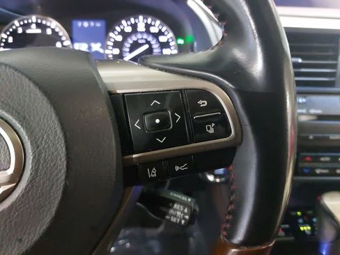 Used 2018 Lexus RX 350L AWD image 19