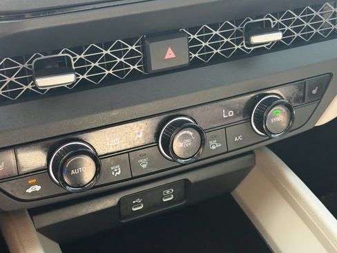 Used 2025 Honda Accord SE image 24