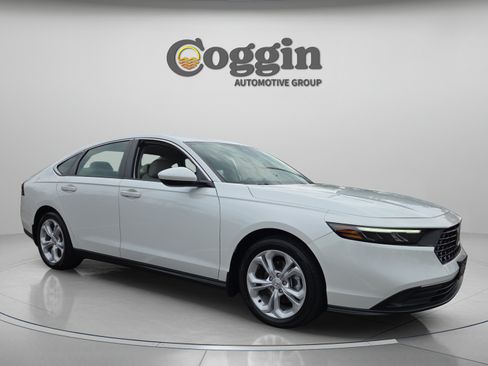 Used 2024 Honda Accord LX image 7