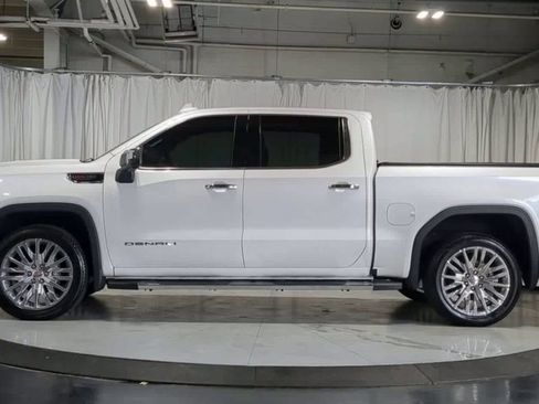 Used 2025 GMC Sierra 1500 Denali AWD/4WD image 6