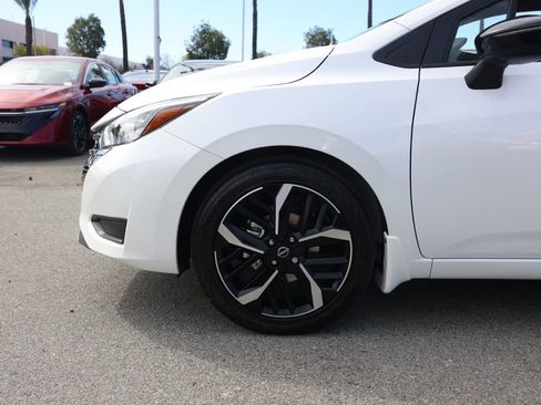 New 2025 Nissan Versa SR image 11
