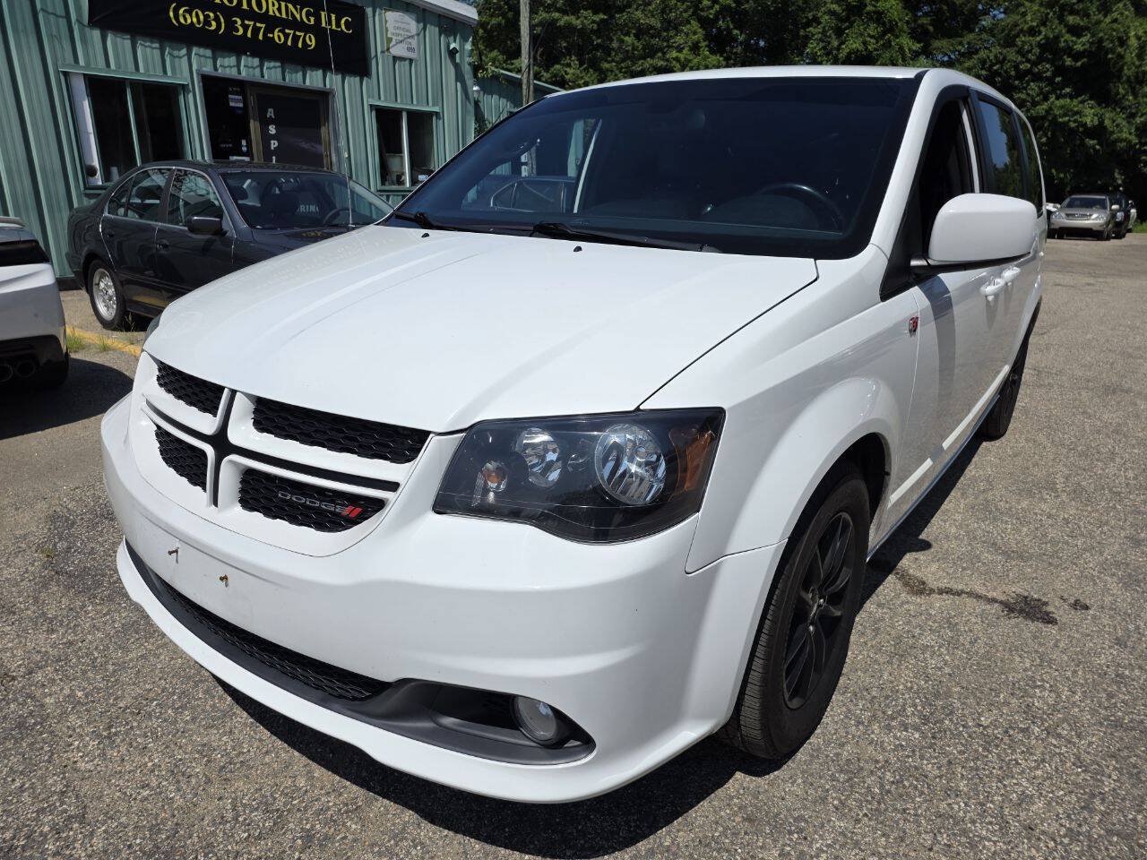 Used 2019 Dodge Grand Caravan GT FWD image 4