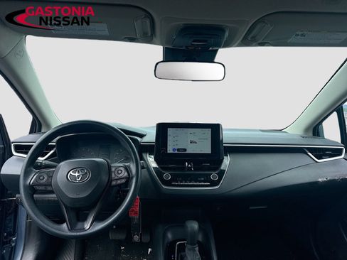 Used 2024 Toyota Corolla LE FWD image 27