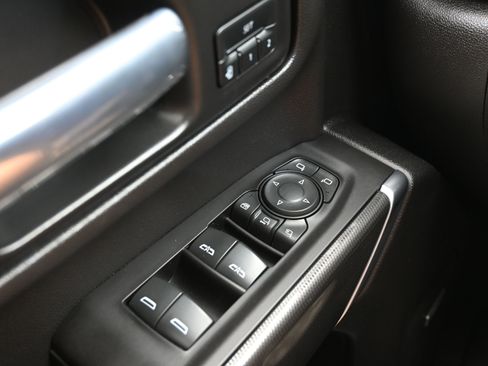 Used 2021 GMC Sierra 2500 AT4 w/ AT4 Preferred Package image 24