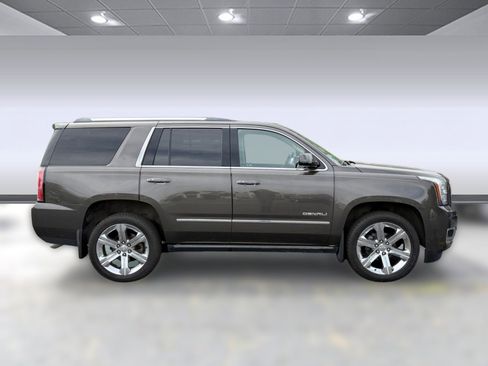 Used 2019 GMC Yukon Denali w/ Denali Ultimate Package AWD/4WD image 5