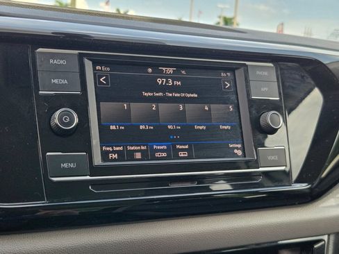 Certified 2023 Volkswagen Taos S AWD/4WD image 18