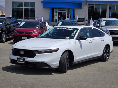 Used 2024 Honda Accord Sport image 3