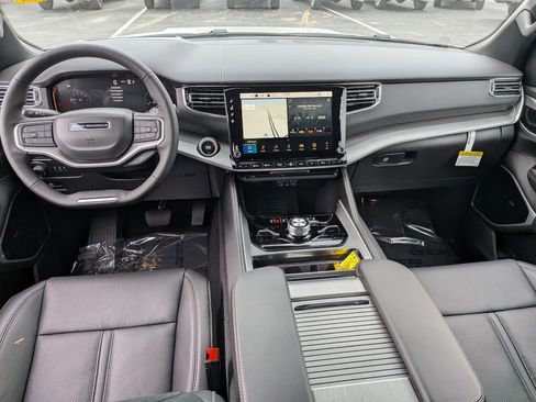 New 2026 Jeep Grand Wagoneer Limited image 21