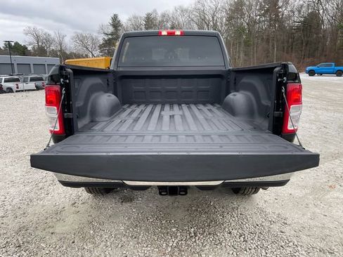 Used 2024 RAM 2500 Big Horn w/ Bed Utility Group image 14