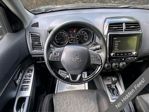 Used 2020 Mitsubishi Outlander Sport SE FWD image 5