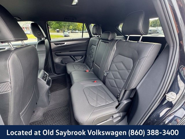 Certified 2024 Volkswagen Atlas Cross Sport SE AWD/4WD image 11