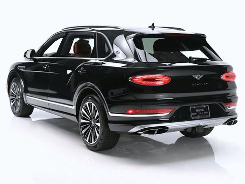 Certified 2025 Bentley Bentayga Extended Wheelbase image 4