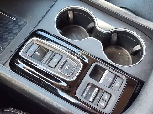 Used 2023 Honda Pilot Touring image 19